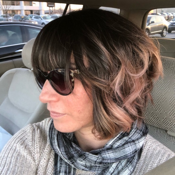 Meet your Posher, Johanna - Picture 1 of 7